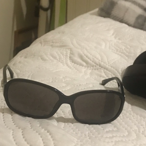 Michael kors sunglasses and case. With magnification